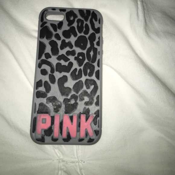 This is a Victoria's Secret Pink iPhone 5/s case