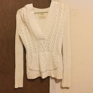 white old navy sweater