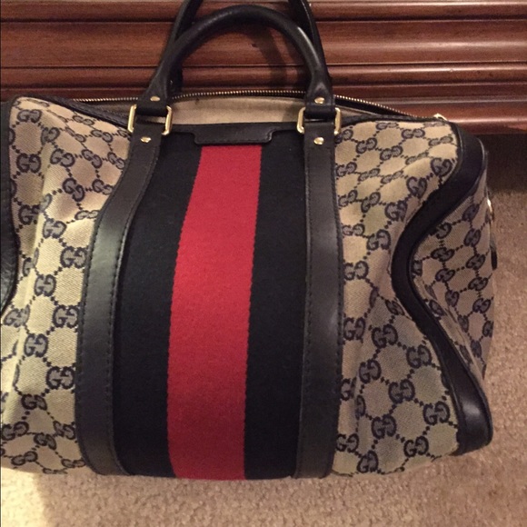 Gucci red and blue classic purse AUTHENTIC