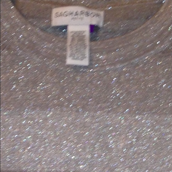 Sparkly Sag Harbor pullover - Picture 2 of 4