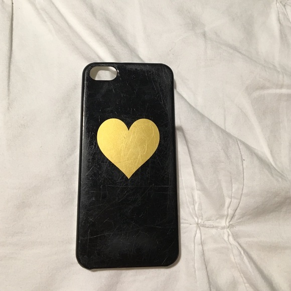 This is an iPhone 5/s phone case.