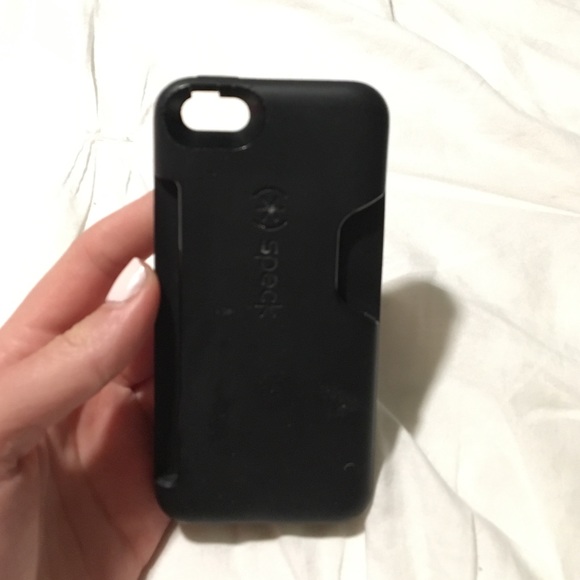 This is an iPhone 5/s Black Speck case