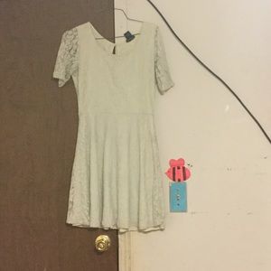 adorable white lace dress only worn once