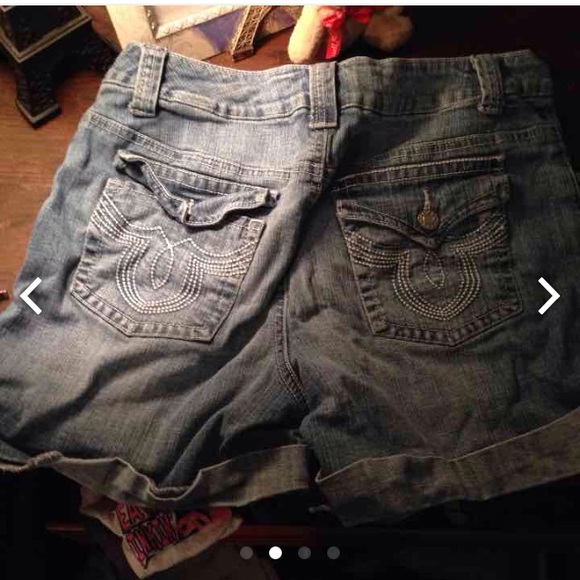 Jean shorts - Picture 2 of 4