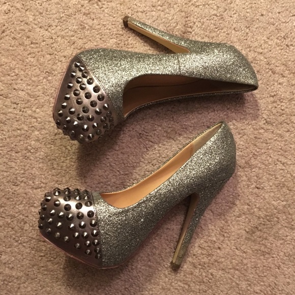 Studded Pumps