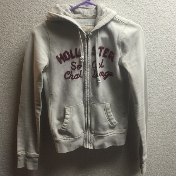 Hollister zip up jacket. Size S.