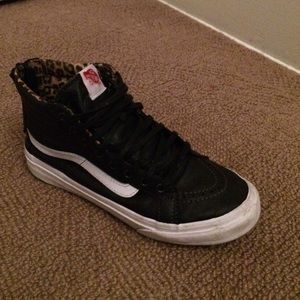 Vans SK8-Hi Slim Zip (black/leopard)
