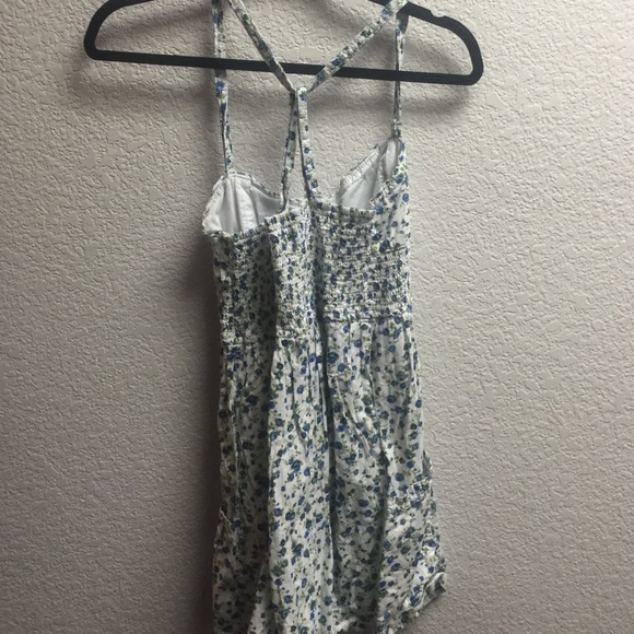 Sun dress size small - Picture 4 of 4