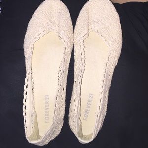 Like new lace flats Forever21