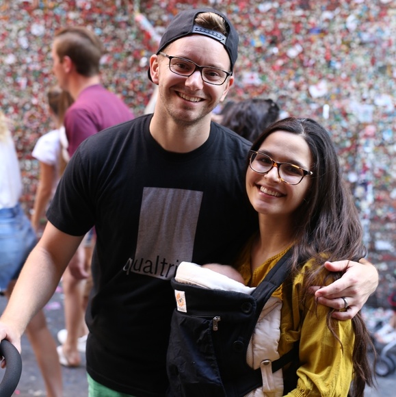 ✨ Meet your seller + buyer ✨ - Picture 3 of 8