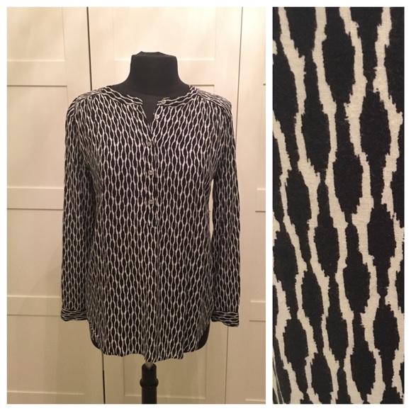 LOFT black & white ikat button down blouse