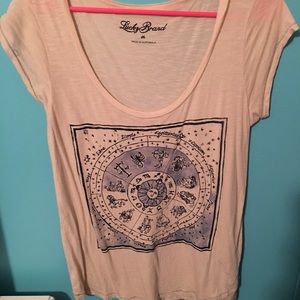 Soft scoop neck t shirt!