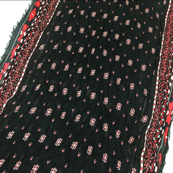 ⭐️Scarf - Picture 3 of 4