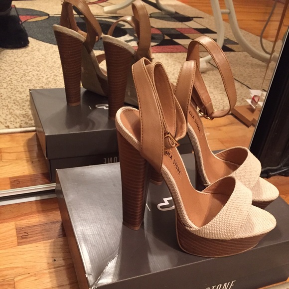 ✨CUTE SHOES ALERT!!!✨ - Picture 2 of 3