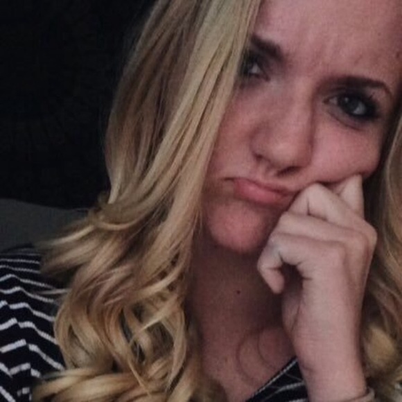 Meet your Posher, Katelyn - Picture 1 of 1