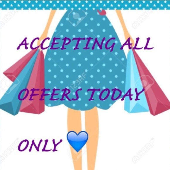 ✨HUGE SAVINGS✨ACCEPTING ALL OFFERS