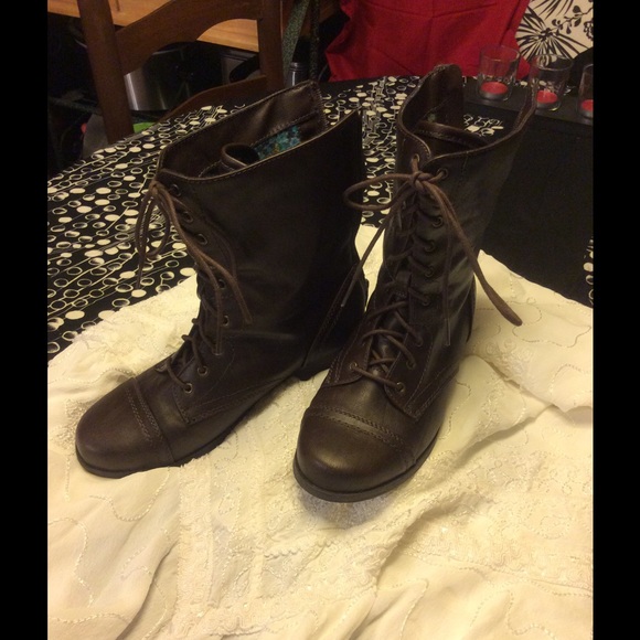 Cherokee mid calf boots