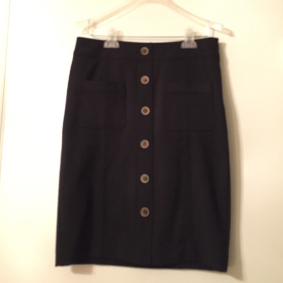 Black pencil skirt- size 8