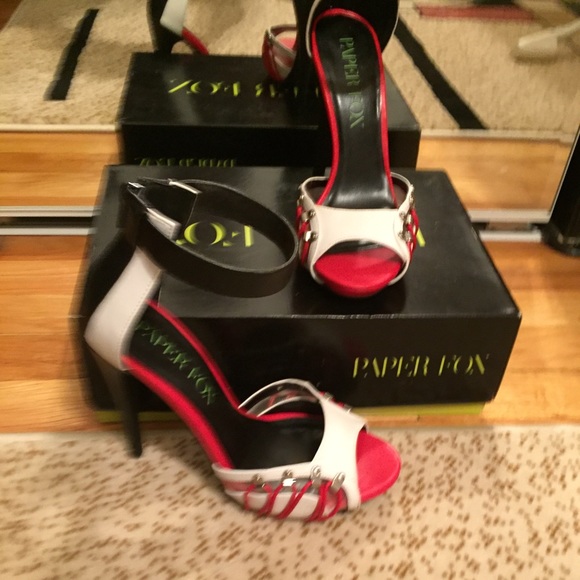 ✨SHOES SHOES SHOES✨ - Picture 2 of 3