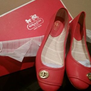 Coach Noel Veg Leather 9M Flats