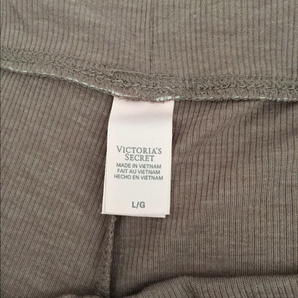 Victoria's Secret pj pants - Picture 4 of 4