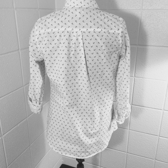 Ivory and navy anchor blouse - Picture 3 of 4