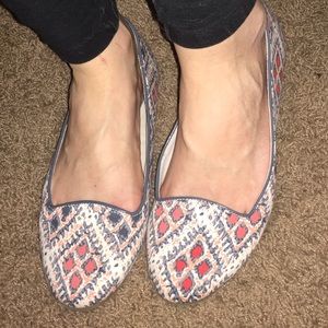 American eagle brand flats. Worn only once!