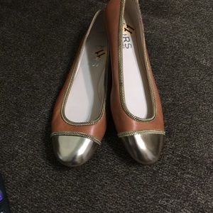 Michael Kors brown flats size 11