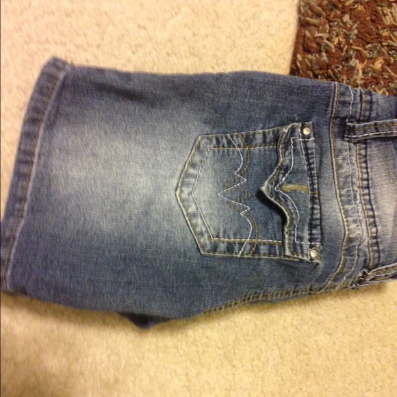 Bongo capris - Picture 2 of 2