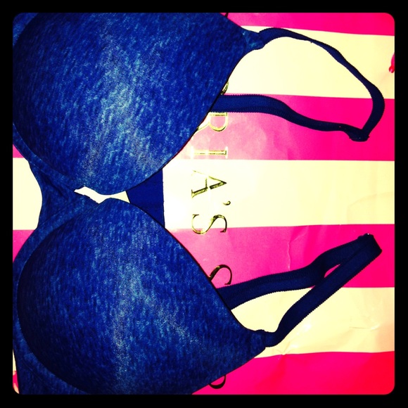 Vs pink bra