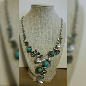 New..Jazzy turquoise fashion necklace