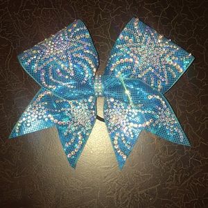 Cheer Bow