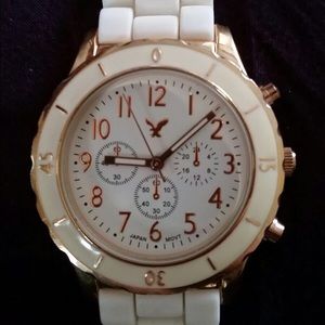 AMERICAN EAGLE WHITE WATCH
