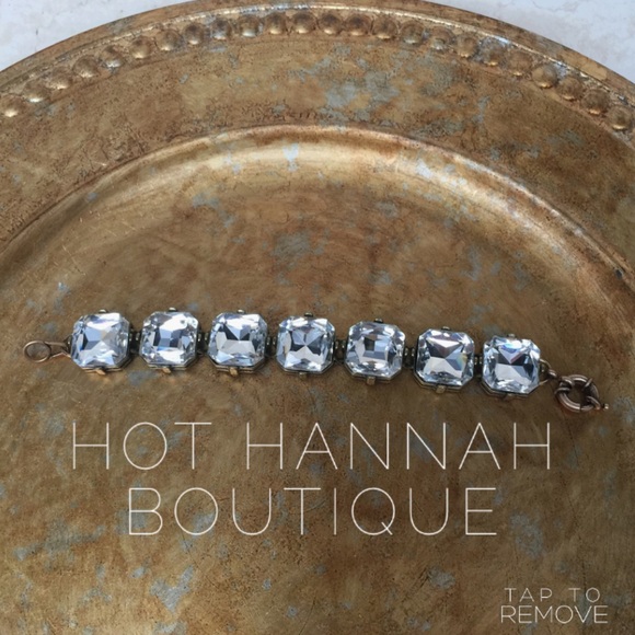 🆕 Large Square Crystal Bracelet - Picture 2 of 4