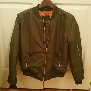 Green  bomber jacket neww!