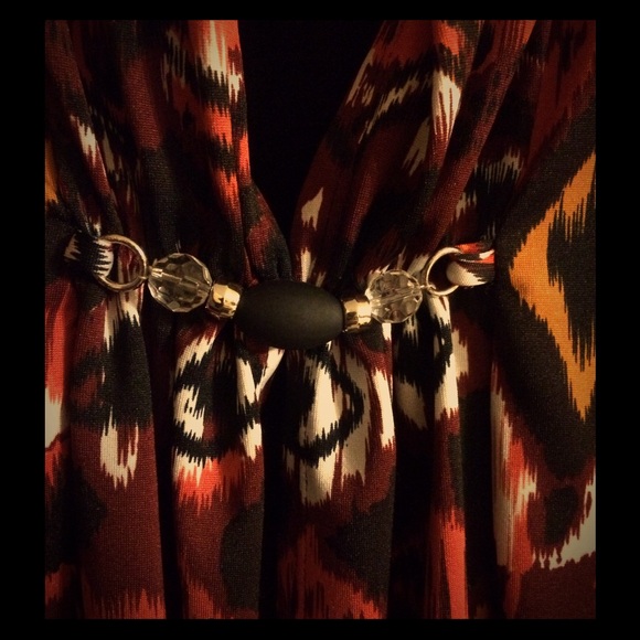 Essentials - gorgeous blouse, size XL