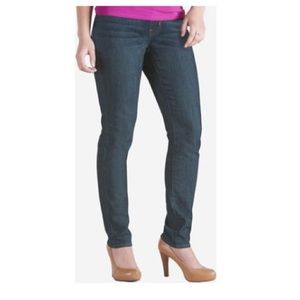 Levi Signature Curvy Skinny Jeans