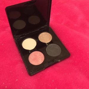 MAC quad eyeshadow