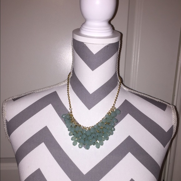Bead necklace