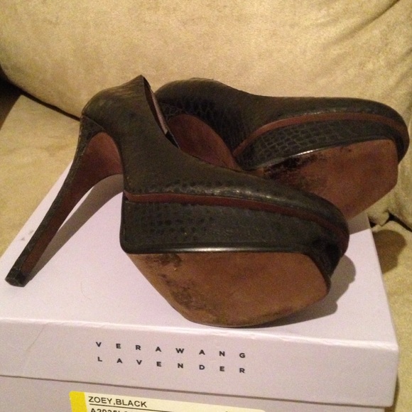 Vera Wang - Lavender Collection, Black Zoey Shoes - Picture 4 of 4