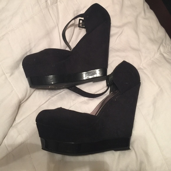 Black heels
