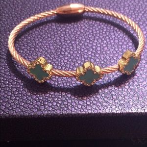 🍀Lucky Clover Enamel Cuff/Bracelet🍀