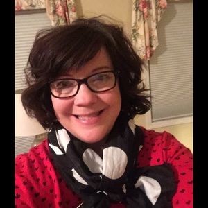 Meet your Posher, Linda