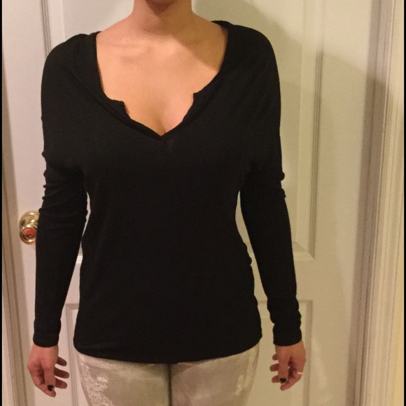 Black Old Navy shirt - Picture 1 of 2