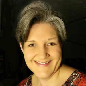 Meet your Posher, Pam