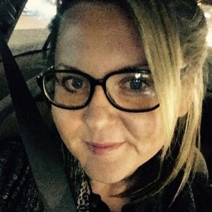 Meet your Posher, Deborah