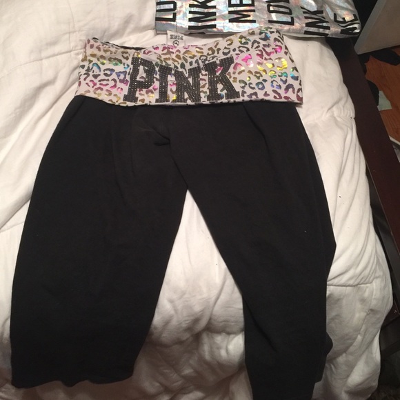 Pink crop yoga pants