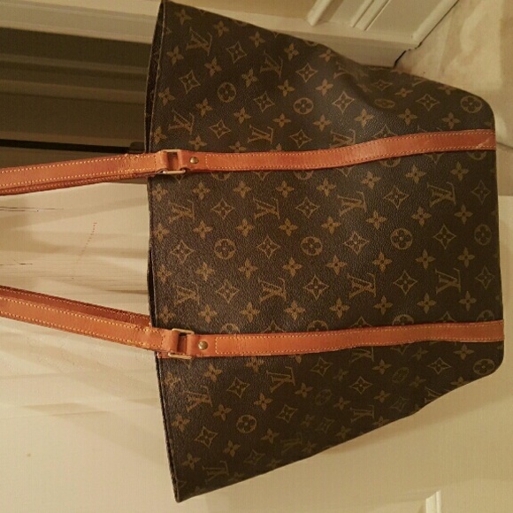 Louis Vuitton vintage shopping tote