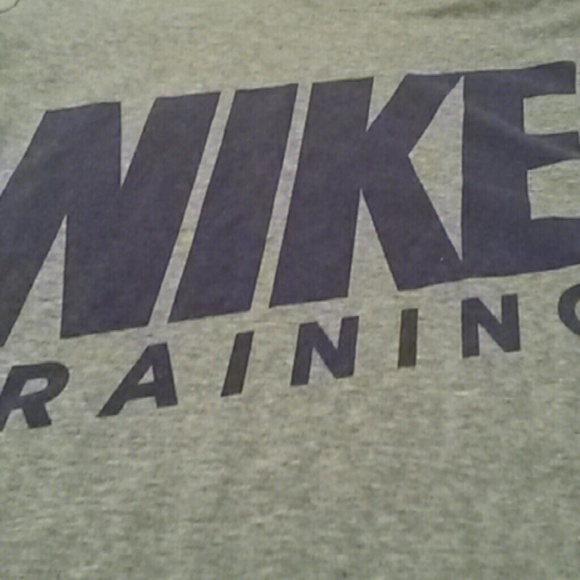 Nike Tee - Picture 2 of 2