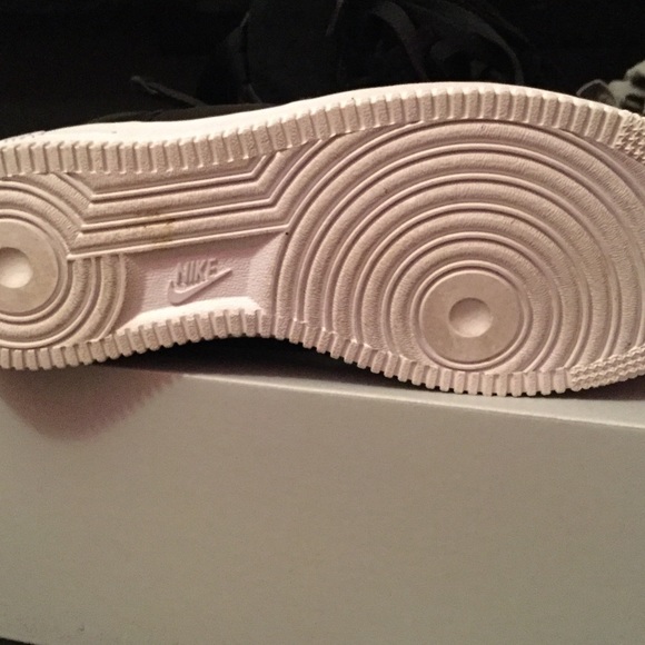 Nike Air Force 1 - Picture 4 of 4